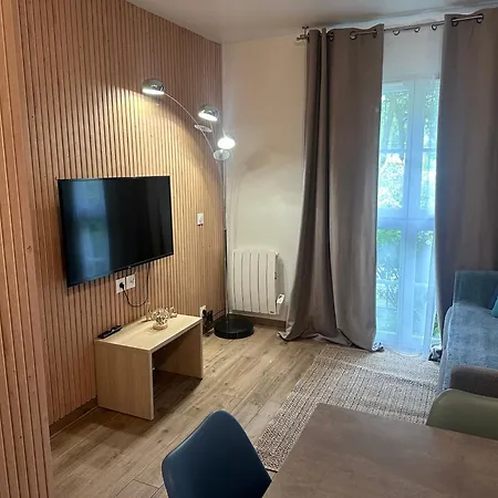 Apartman Immodely & La Magie De Serris