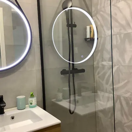 Immodely & La Magie De Апартаменты Серри