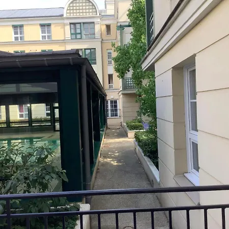 Immodely & La Magie De