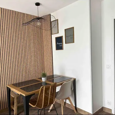 Immodely & La Magie De Apartmán Serris